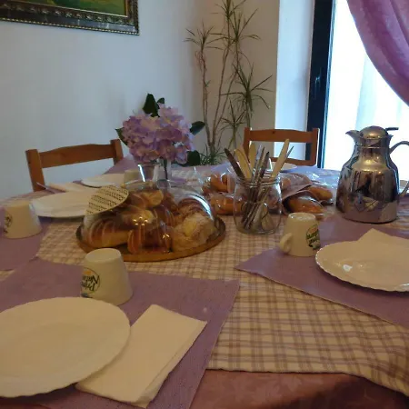 Vittorio Emanuele 3*